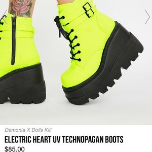 NWT Dolls Kill neon platforms!